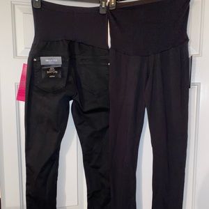 NWT black maternity pants and leggings, small